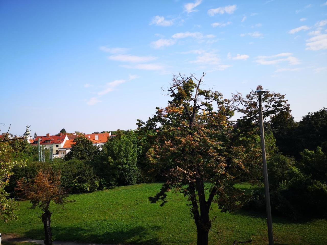 Appartamento HOKE lakás Sopron Esterno foto